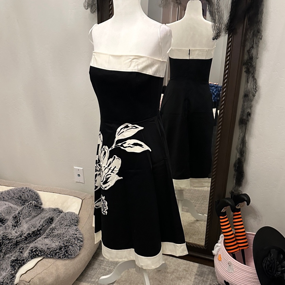 White House Black Market Strapless Black and White Dress